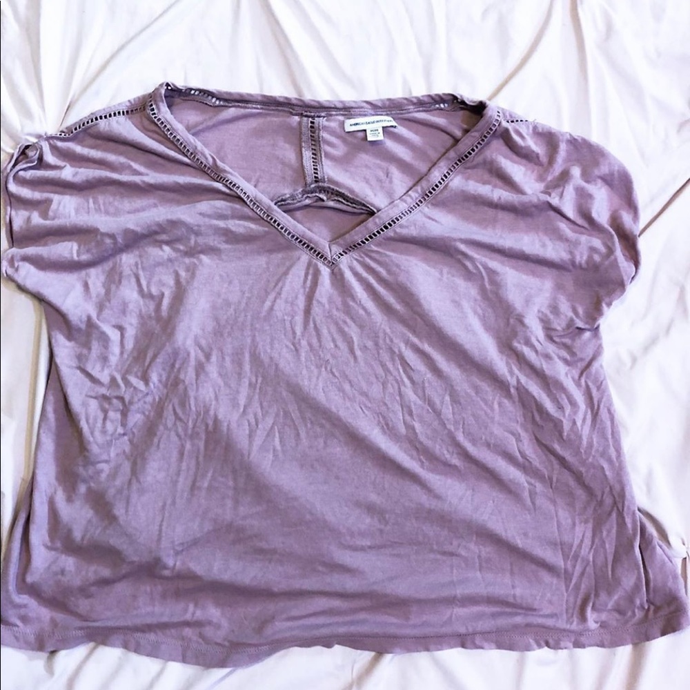 American eagle flowy shirt